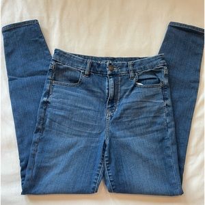 American Eagle Size 10 Long Blue Jeans!